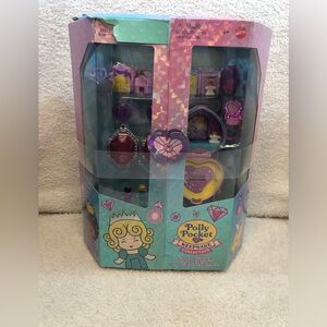 Polly pocket keepsake collection royal ball-jewelry set unicorn castle theme.